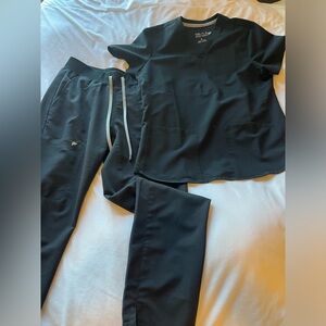 Black fabletics scrubs
